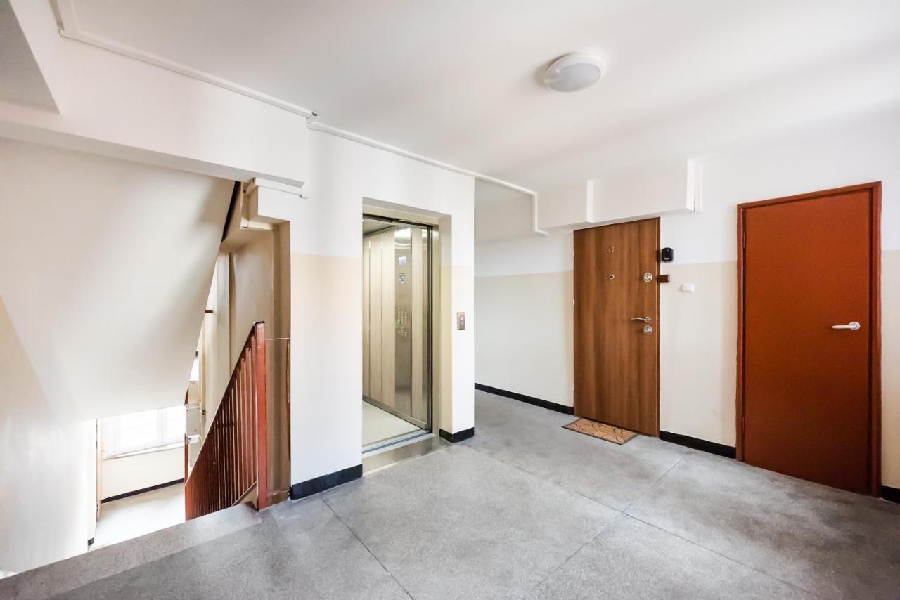 Ochota Artistic Space Apartment วอร์ซอ ภายนอก รูปภาพ